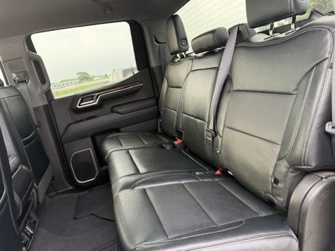 Used 2022 Chevrolet Silverado 1500 LT w/ Diesel Off-Road Package AWD/4WD image 28