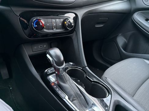 Used 2023 Buick Encore GX Preferred image 35