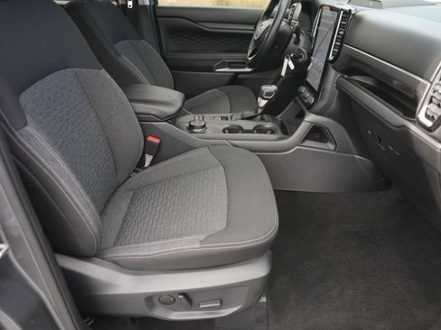 Used 2024 Ford Ranger XLT w/ Technology Package image 18