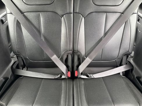 Used 2024 Jeep Grand Cherokee L Limited w/ Luxury Tech Group II image 17