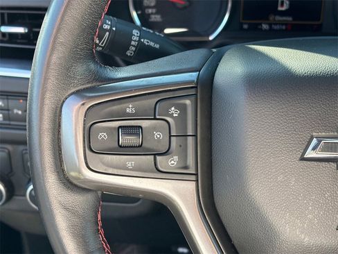 Used 2021 Chevrolet Suburban RST w/ Luxury Package image 15