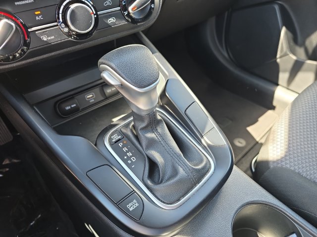 Used 2024 Kia Soul LX w/ Option Group 015 FWD image 29