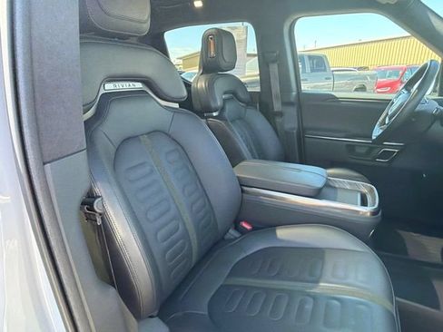 Used 2022 Rivian R1T Adventure AWD/4WD image 10