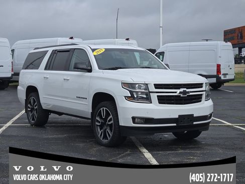 Used 2019 Chevrolet Suburban Premier AWD/4WD image 2