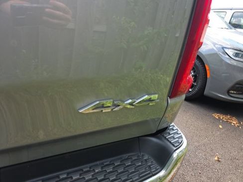 Used 2025 RAM 1500 Big Horn AWD/4WD image 9