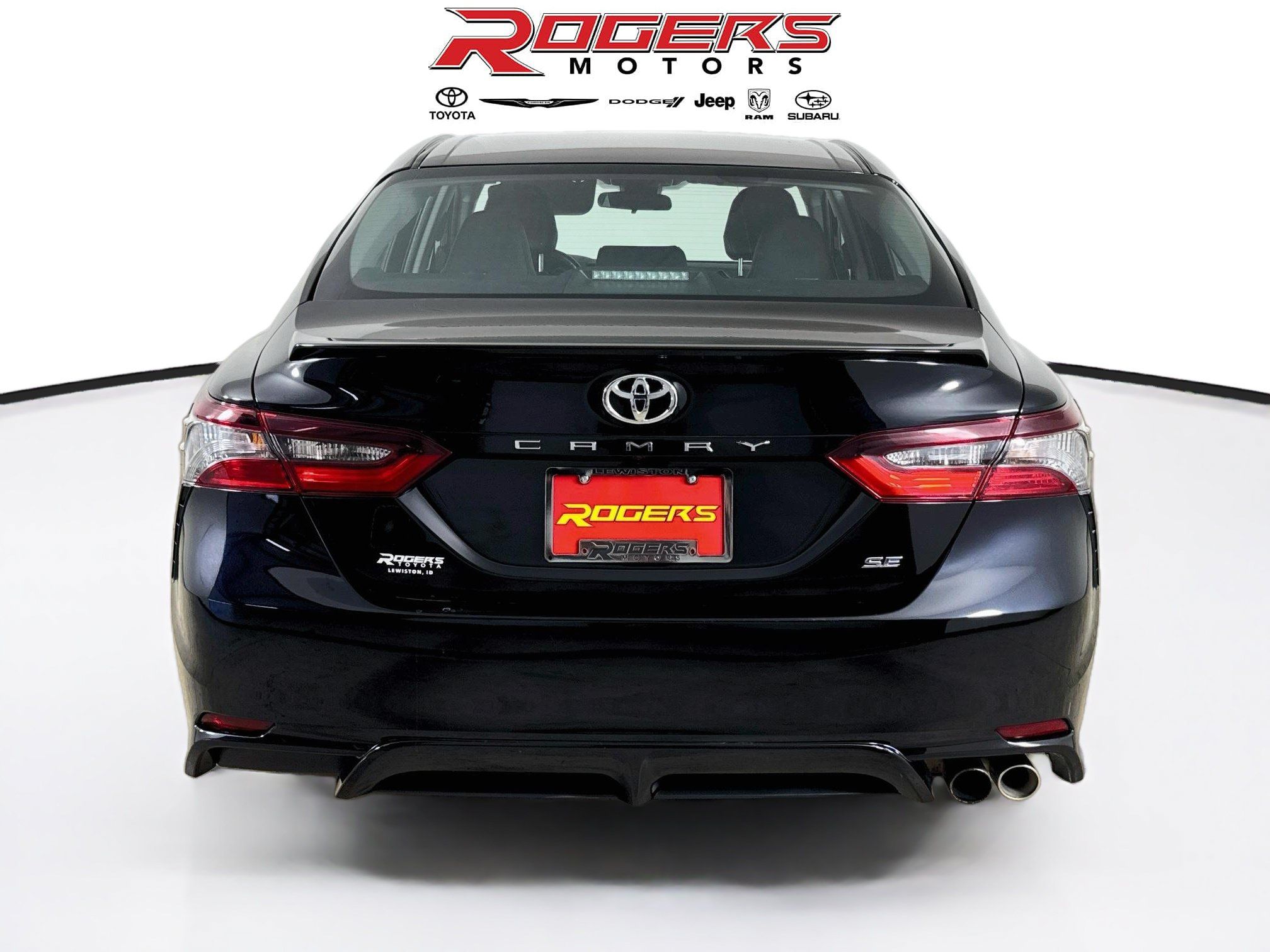 Used 2024 Toyota Camry SE FWD image 12