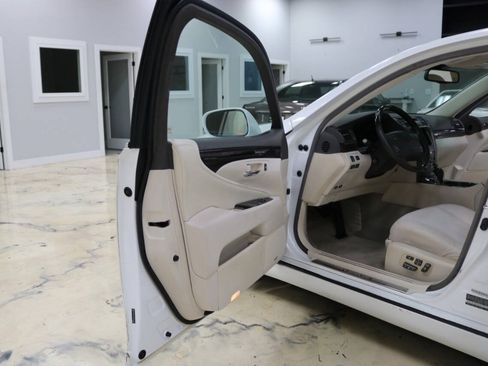 Used 2008 Lexus LS 460 L w/ Preferred Accessory Pkg RWD image 53