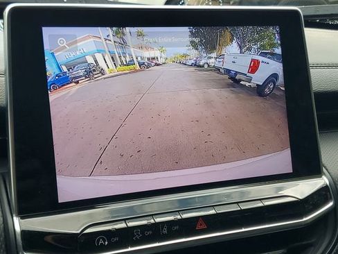 Used 2024 Jeep Compass Latitude w/ Altitude Special Edition image 24