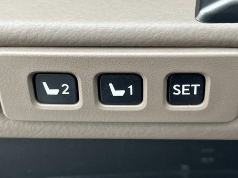 Used 2023 Lexus GX 460 Premium w/ Premium Plus Package AWD/4WD image 32