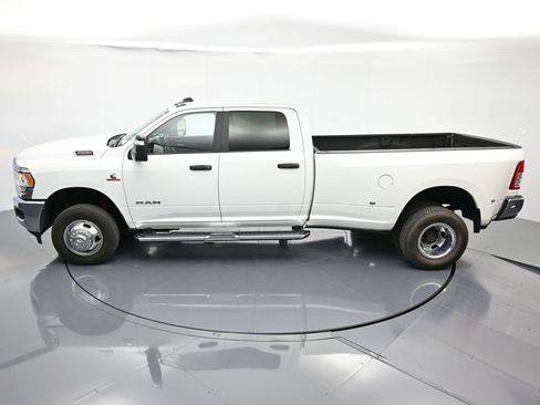 Used 2024 RAM 3500 Big Horn image 45