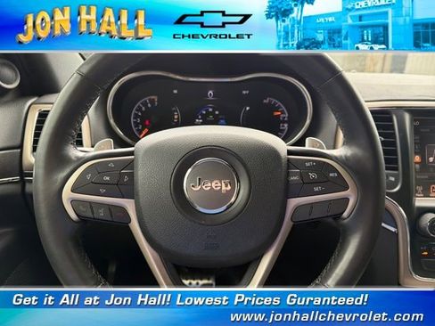 Used 2015 Jeep Grand Cherokee Limited w/ Mopar Chrome Edition Group image 23