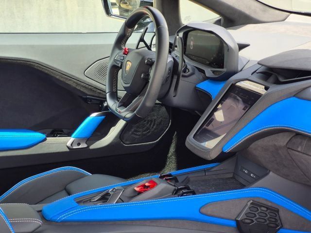 Used 2026 Lamborghini Temerario AWD/4WD image 16