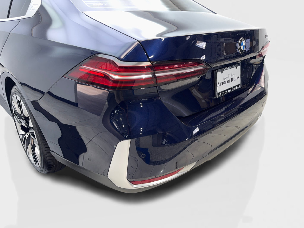 Used 2024 BMW 530i w/ Executive Package RWD image 21