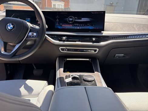Certified 2024 BMW X5 xDrive40i AWD/4WD image 9