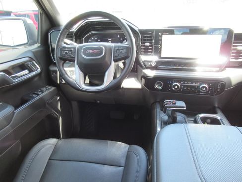 Used 2023 GMC Sierra 1500 SLT w/ SLT Premium Package AWD/4WD image 13