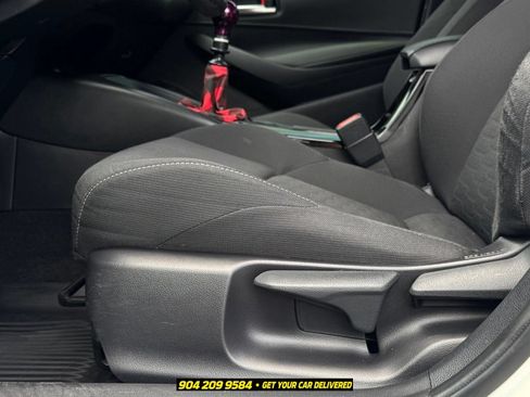 Used 2020 Toyota Corolla SE FWD image 15
