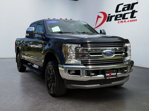 Used 2017 Ford F250 Lariat w/ Chrome Package AWD/4WD image 9