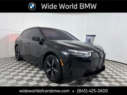 Certified 2023 BMW iX xDrive50 w/ Sport Package AWD/4WD image 1