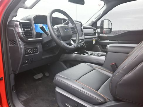 New 2026 Ford F250 Lariat w/ Black Appearance Package AWD/4WD image 19