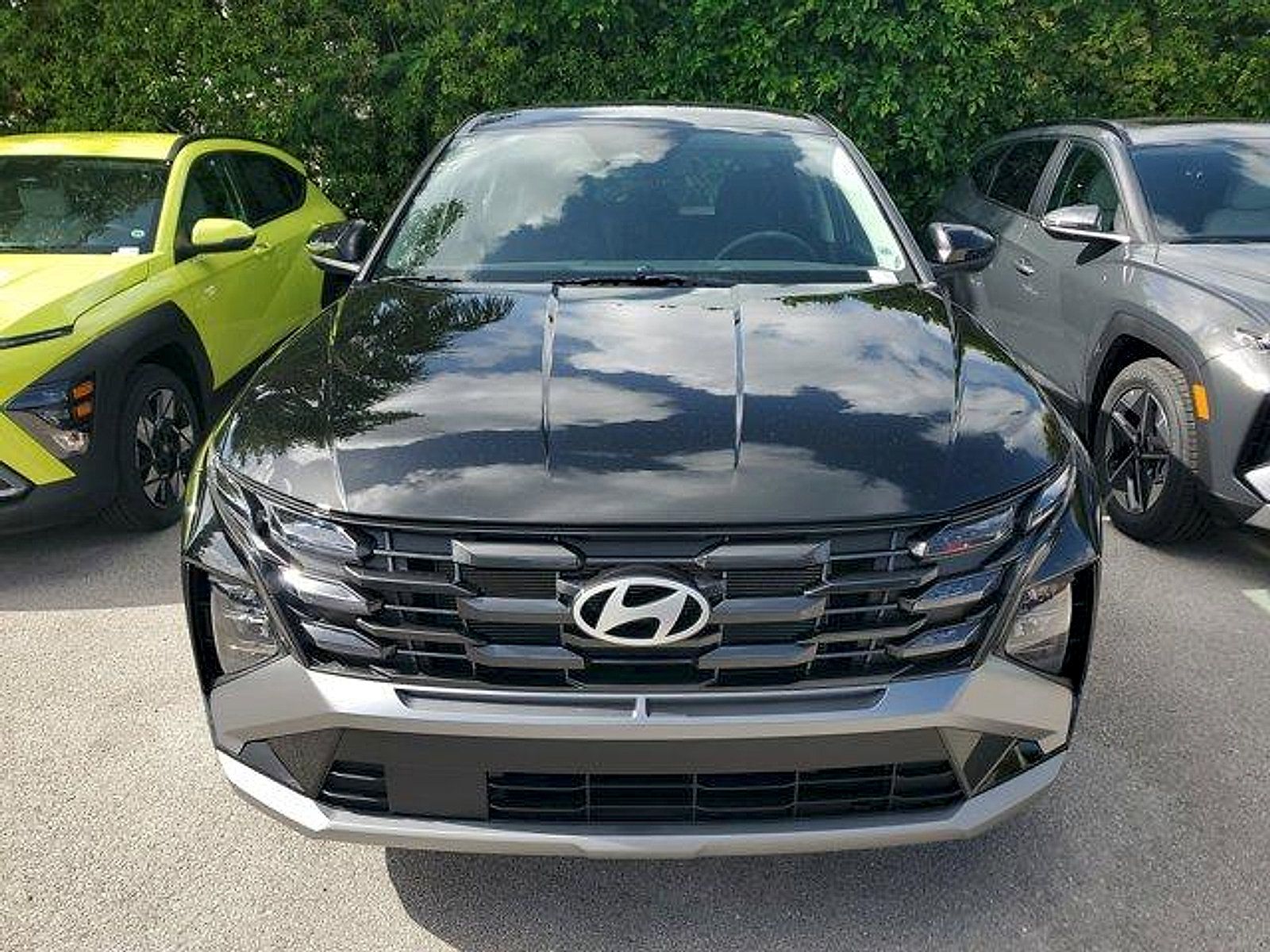 New 2025 Hyundai Tucson SE FWD image 2