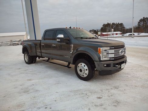 Used 2019 Ford F450 Platinum w/ Platinum Ultimate Package image 7