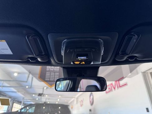 Used 2024 Toyota Corolla SE image 24