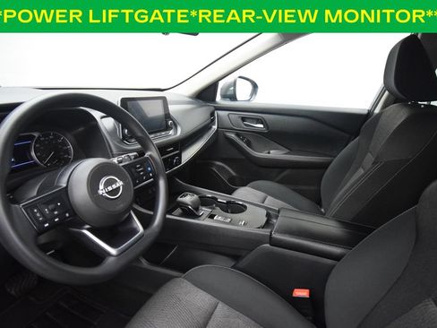 Used 2024 Nissan Rogue SV FWD image 9