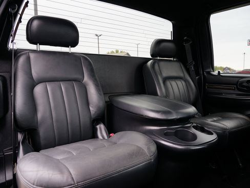 Used 2002 Lincoln Blackwood image 29