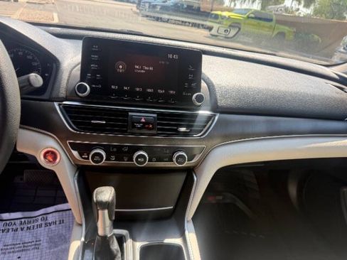 Used 2018 Honda Accord LX image 12