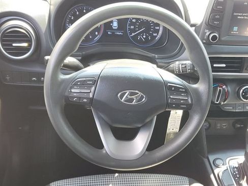 Used 2021 Hyundai Kona SE FWD image 12