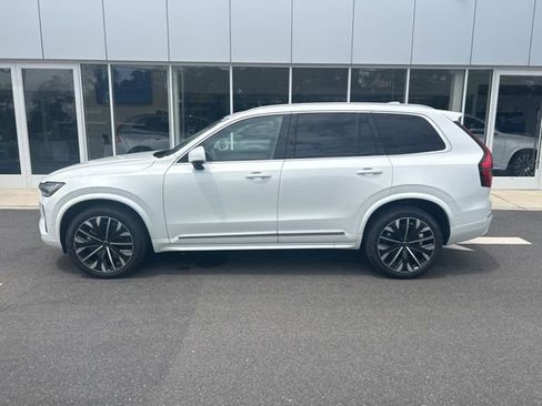 Certified 2025 Volvo XC90 B6 Plus AWD/4WD image 2