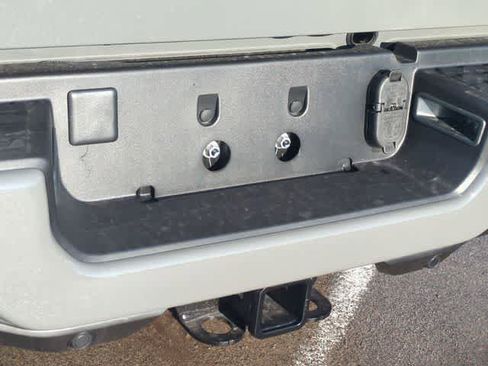 New 2026 RAM 2500 Laramie AWD/4WD image 36