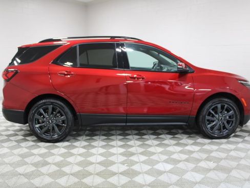 Used 2023 Chevrolet Equinox RS w/ RS Leather Package AWD/4WD image 11