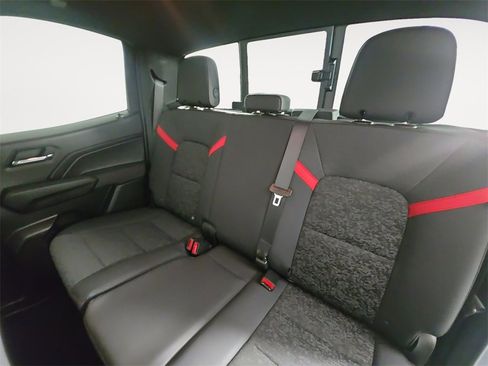 Certified 2024 Chevrolet Colorado Z71 w/ Advanced Trailering Package image 13