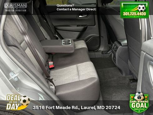 Used 2024 Nissan Rogue SV AWD/4WD image 13