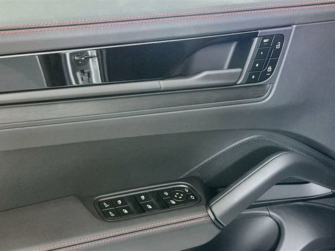 New 2026 Porsche Cayenne GTS AWD/4WD image 20