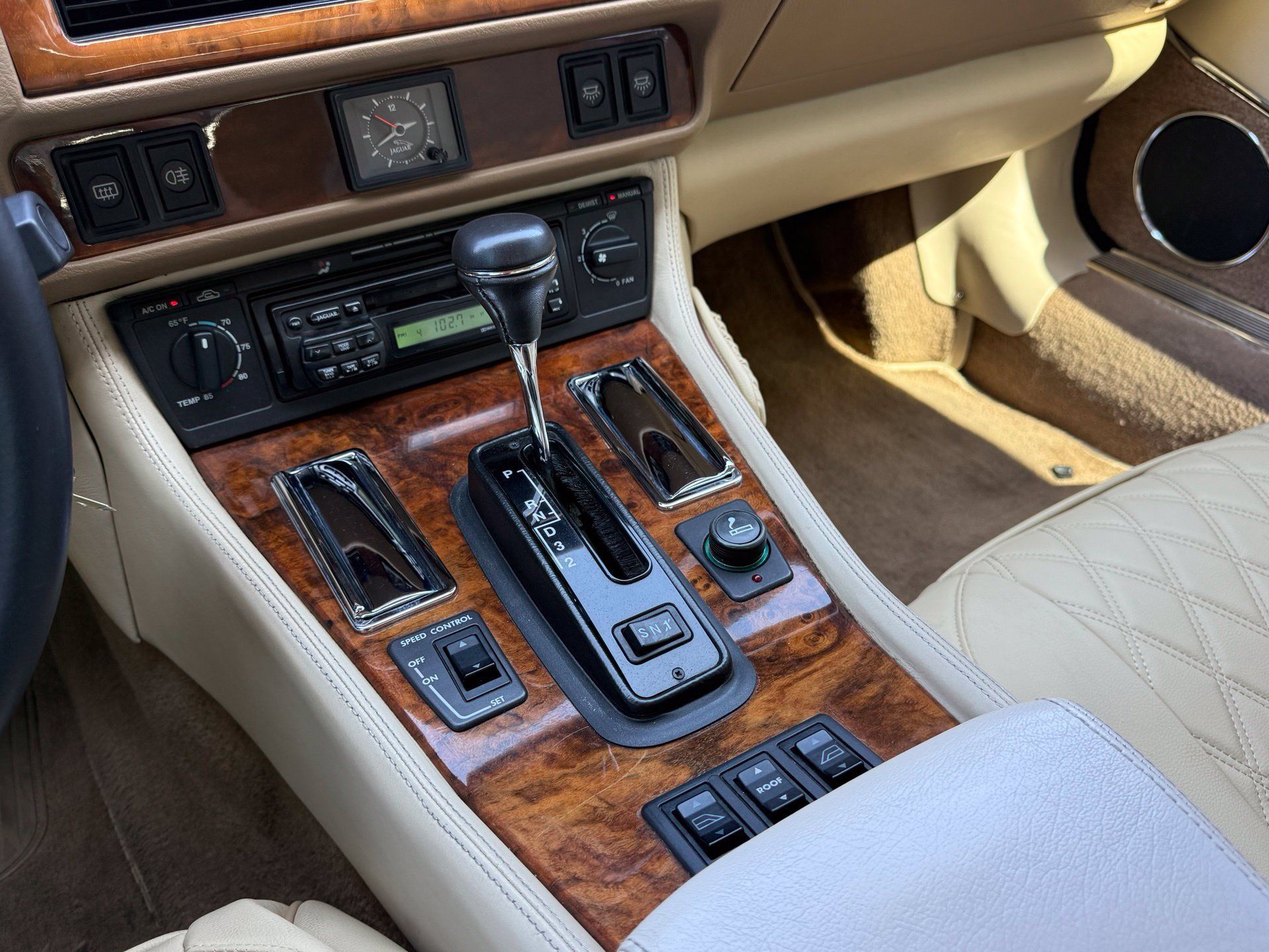 Used 1995 Jaguar XJS 4.0 Convertible RWD image 19