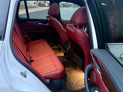 Used 2023 BMW X3 xDrive30i w/ Premium Enhanced Package image 16