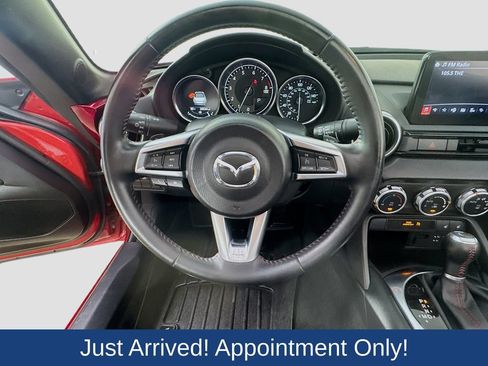 Used 2019 MAZDA MX-5 Miata Grand Touring RWD image 13