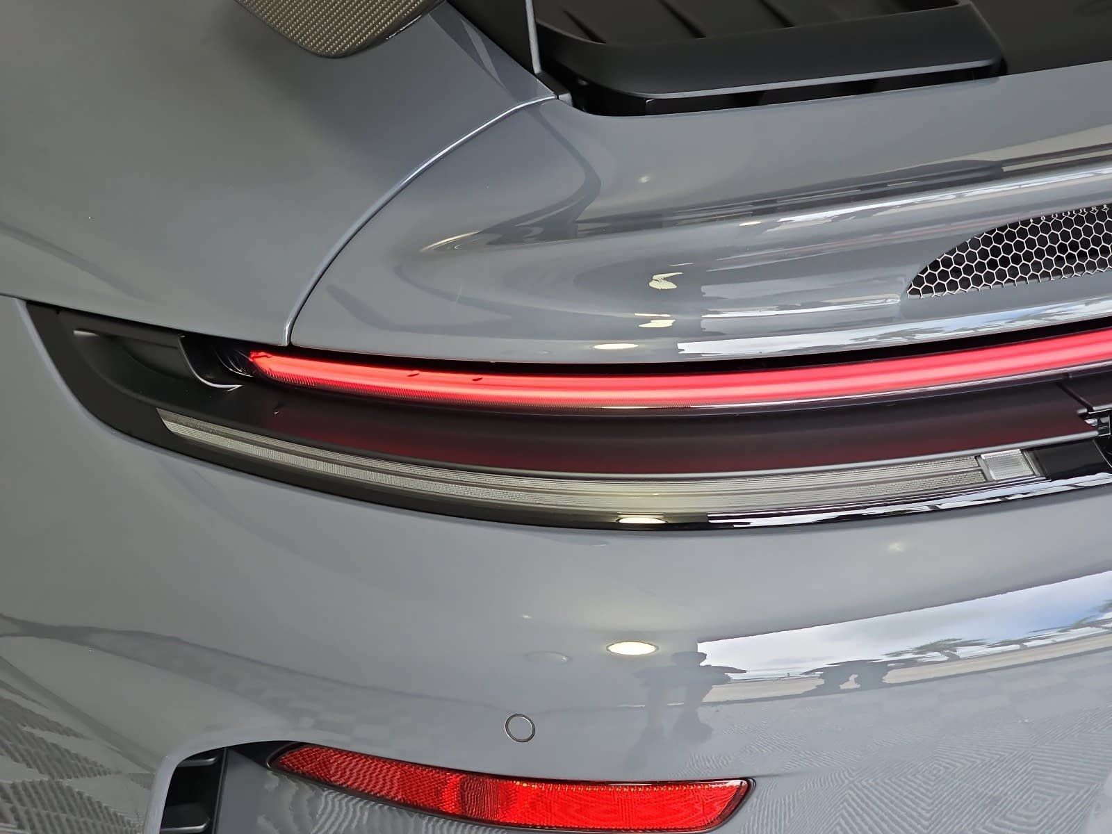 Used 2026 Porsche 911 GT3 w/ Weissach Package RWD image 27