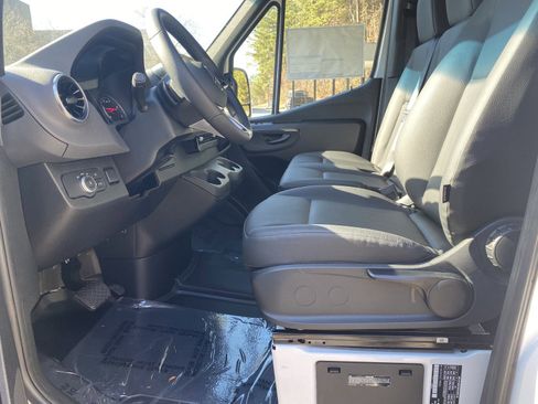 New 2025 Mercedes-Benz Sprinter 2500 image 24