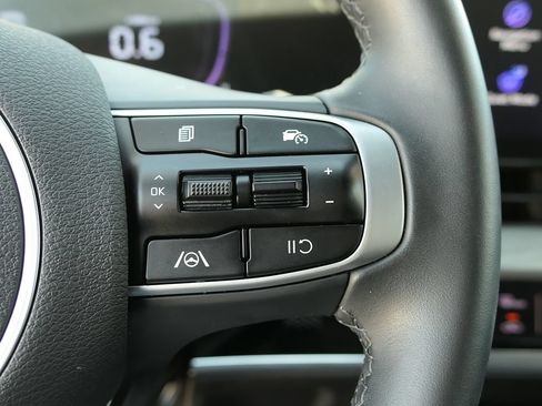Certified 2025 Kia Sportage X-Line w/ Premium Package AWD/4WD image 15