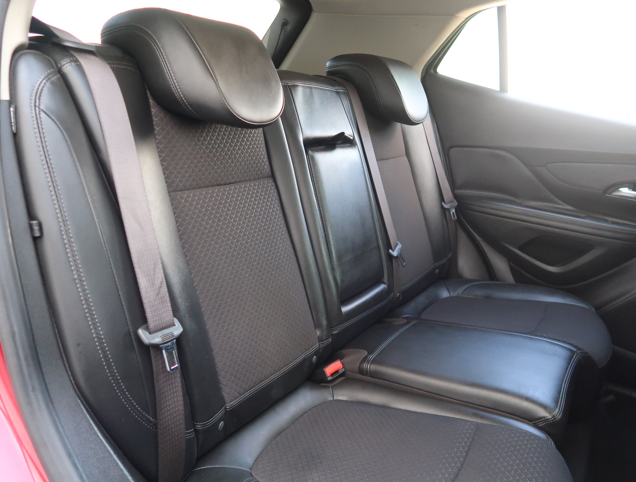 Used 2018 Buick Encore Preferred FWD image 30