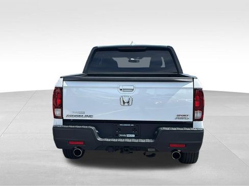Certified 2023 Honda Ridgeline Sport image 6