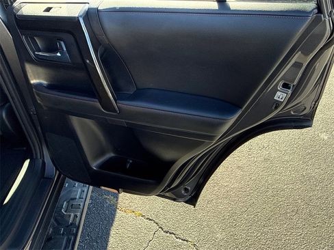 Used 2023 Toyota 4Runner TRD Off-Road image 17