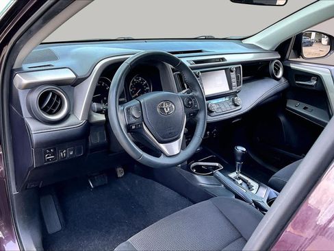 Used 2017 Toyota RAV4 XLE w/ Premium Special Value Package FWD image 16