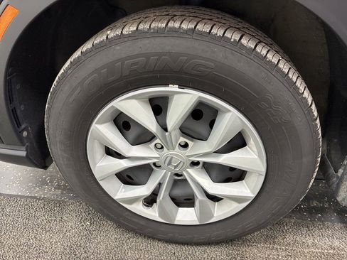 Used 2024 Honda CR-V LX image 8