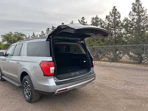 Used 2024 Ford Expedition Max XLT AWD/4WD image 38