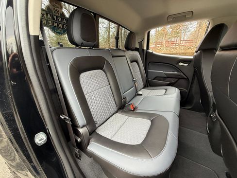 Used 2022 Chevrolet Colorado Z71 w/ Safety Package image 34