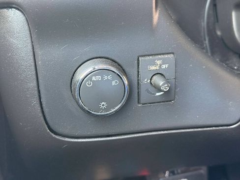 Used 2023 GMC Savana 3500 w/ Shuttle Bus Package RWD image 20